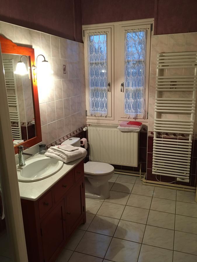 Bed and Breakfast Manoir De La Graviere Mouzon  Exterior foto